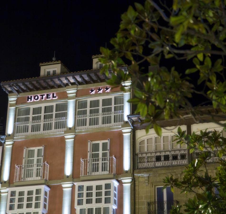 Hotel Plaza De La Paz Haro Dış mekan fotoğraf