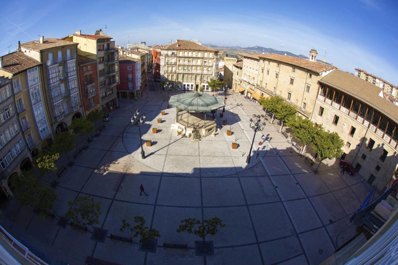 Hotel Plaza De La Paz Haro Dış mekan fotoğraf