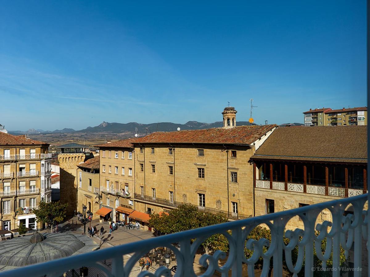 Hotel Plaza De La Paz Haro Dış mekan fotoğraf