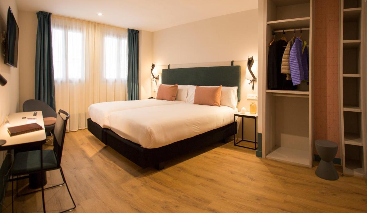 Hotel Plaza De La Paz Haro Dış mekan fotoğraf